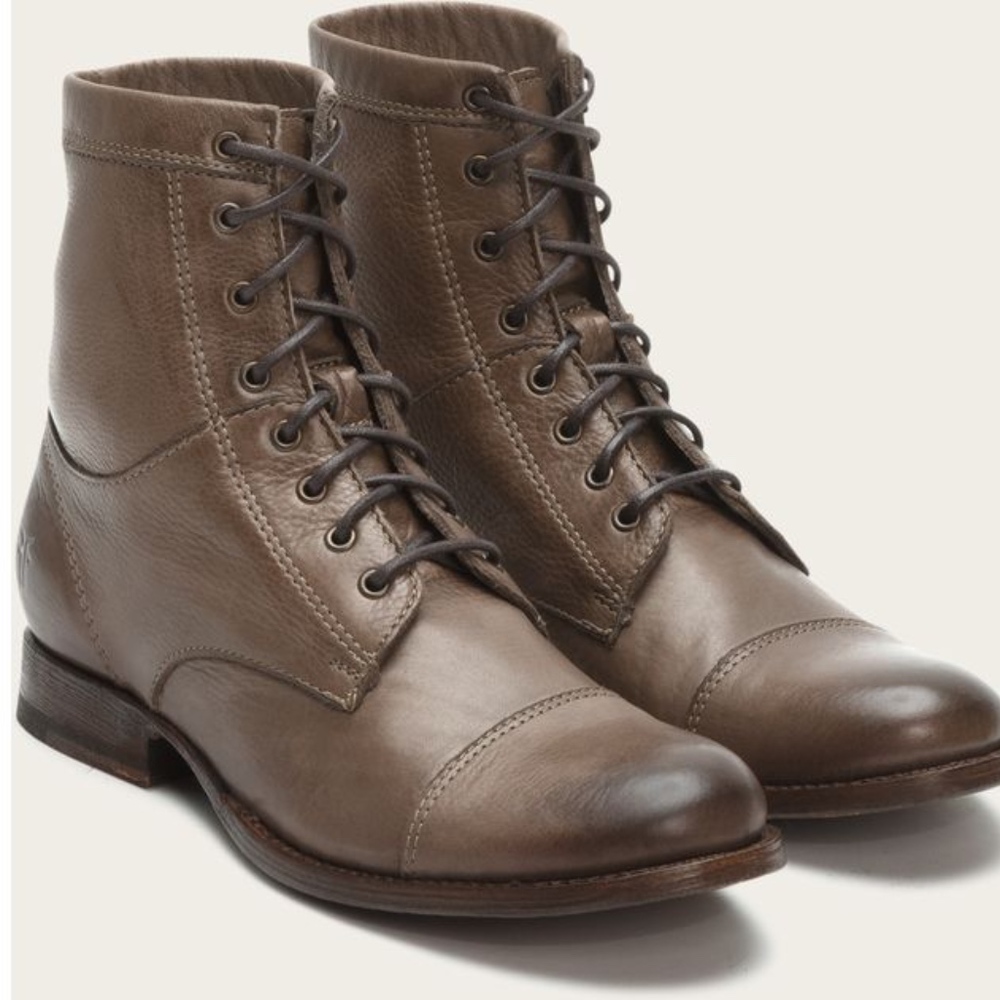 Frye erin workboots!!